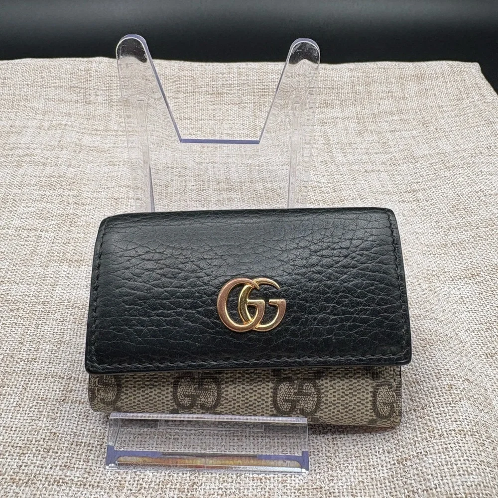 Gucci GG Canvas & Black Leather Key Holder